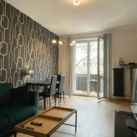 Apartment Home3city Deluxe Gdynia